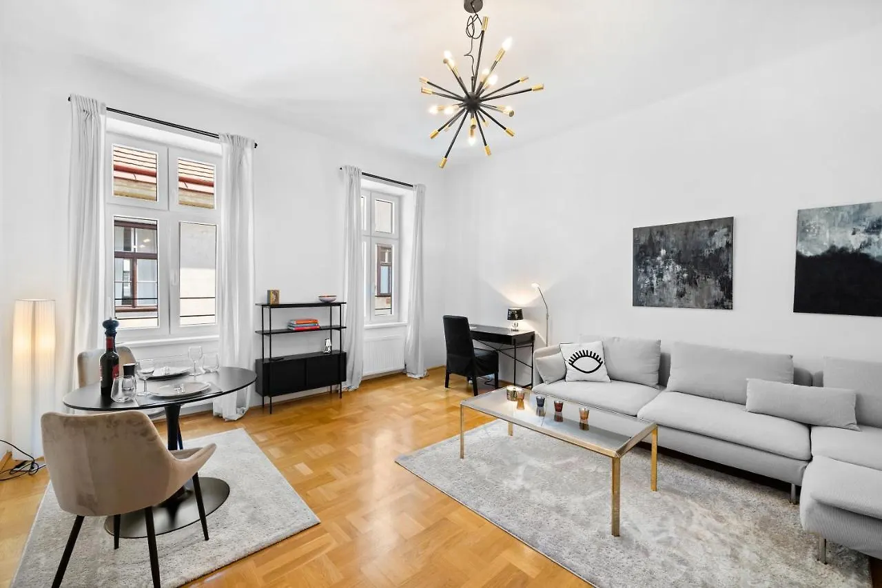 New Apartment @ Servitenviertel Βιέννη